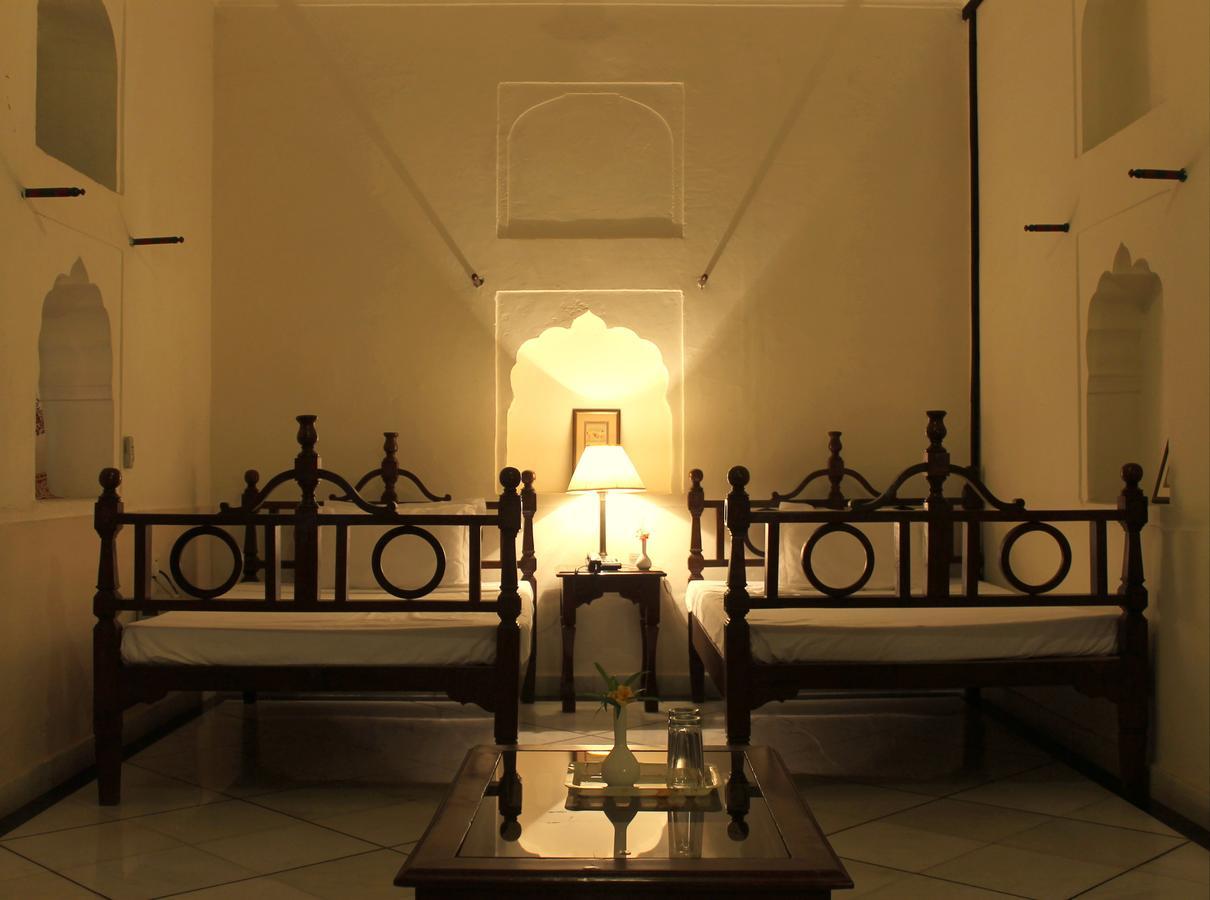Mahal Khas Palace Bharatpur Exterior photo